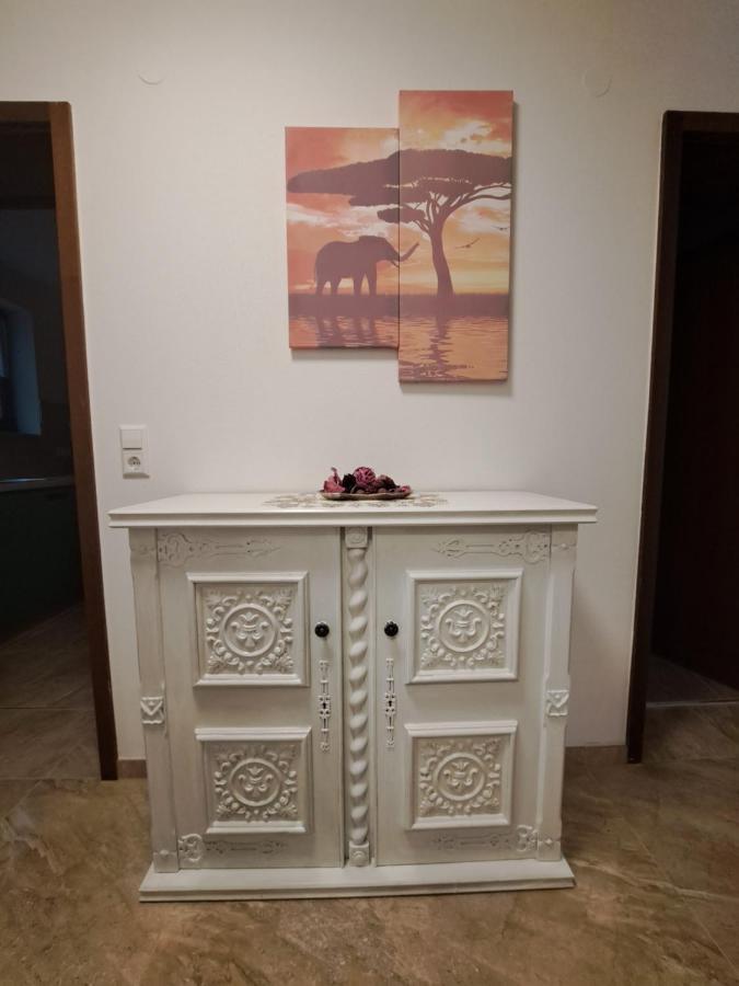 Schoene Wohnung Am Georgenberg Reutlingen Esterno foto