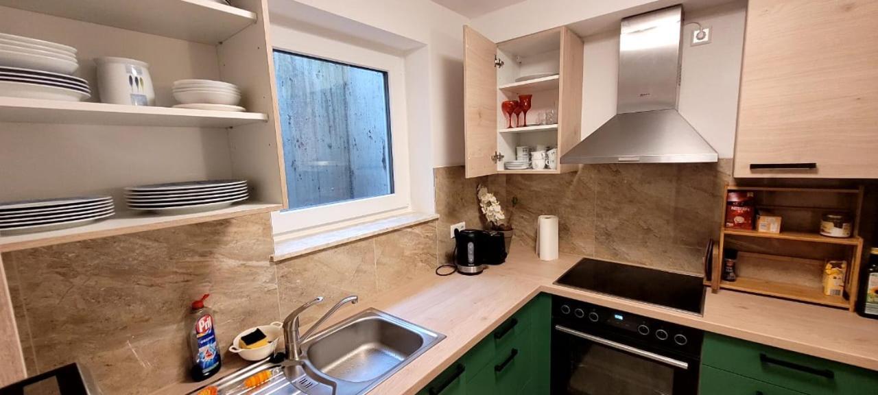Schoene Wohnung Am Georgenberg Reutlingen Esterno foto